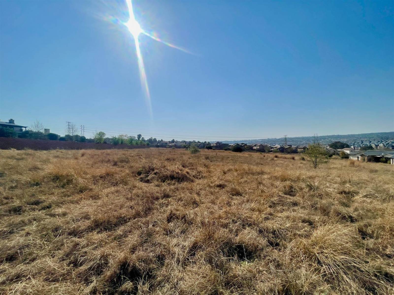 9000 m² Land available in Waterfall Equestrian Estate photo number 4
