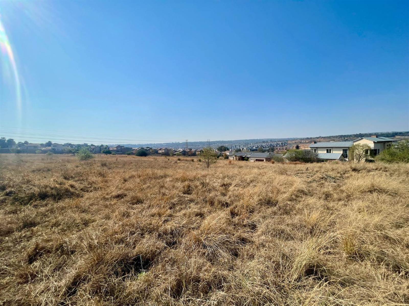 9000 m² Land available in Waterfall Equestrian Estate photo number 2