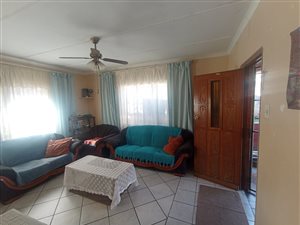 3 Bed House in Woodlands