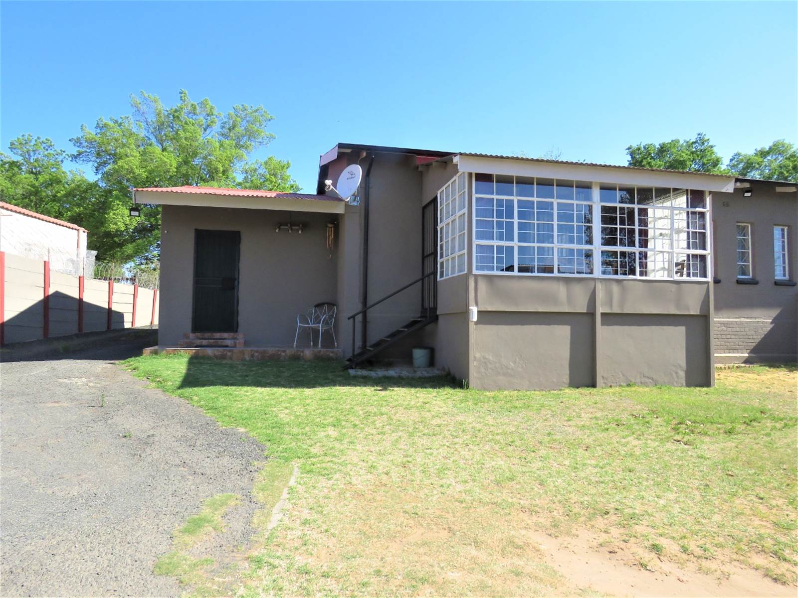 2 Bed House in Harrismith photo number 2