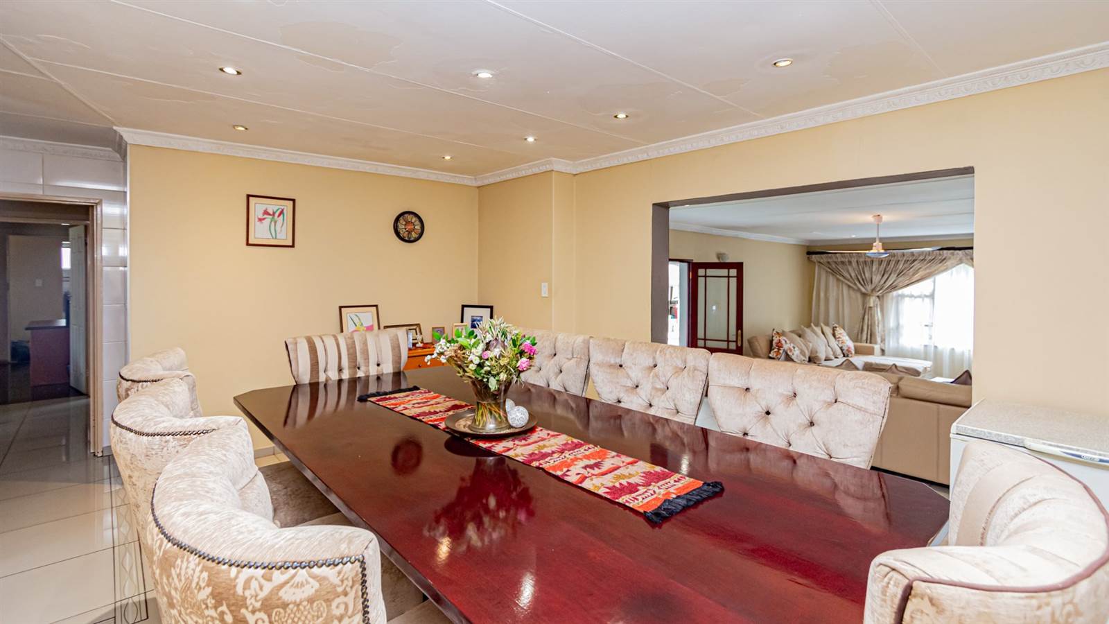 4 Bed House in Bloubosrand photo number 8