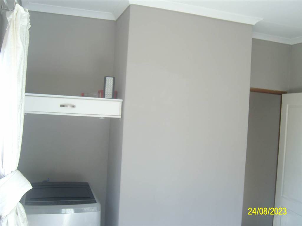 2 Bed Townhouse in Brakpan North photo number 18