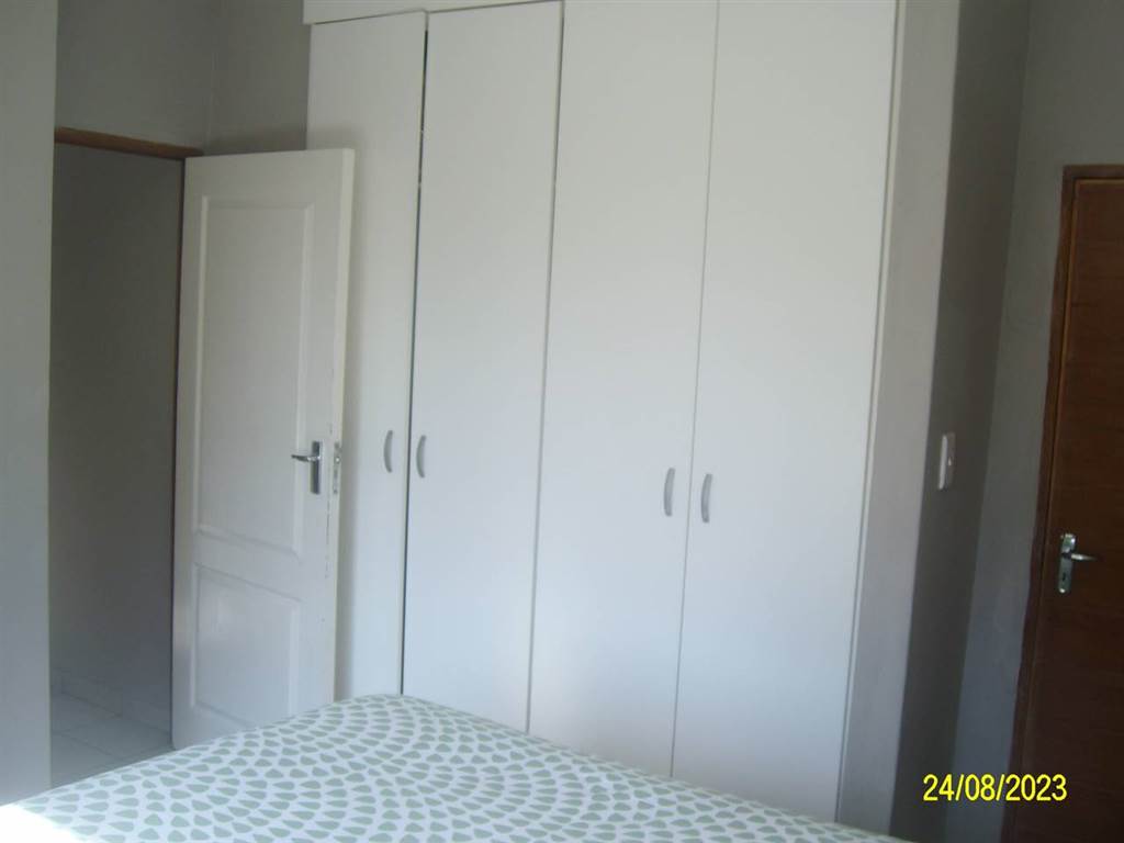 2 Bed Townhouse in Brakpan North photo number 19