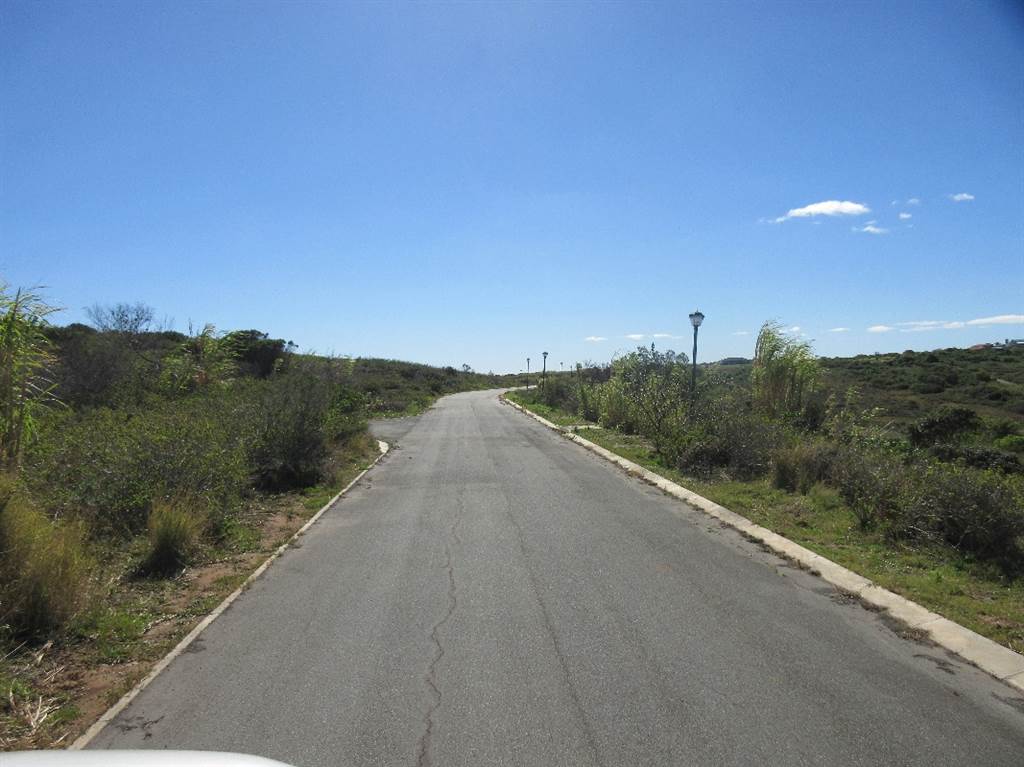 754 m² Land available in Emerald Heights photo number 4
