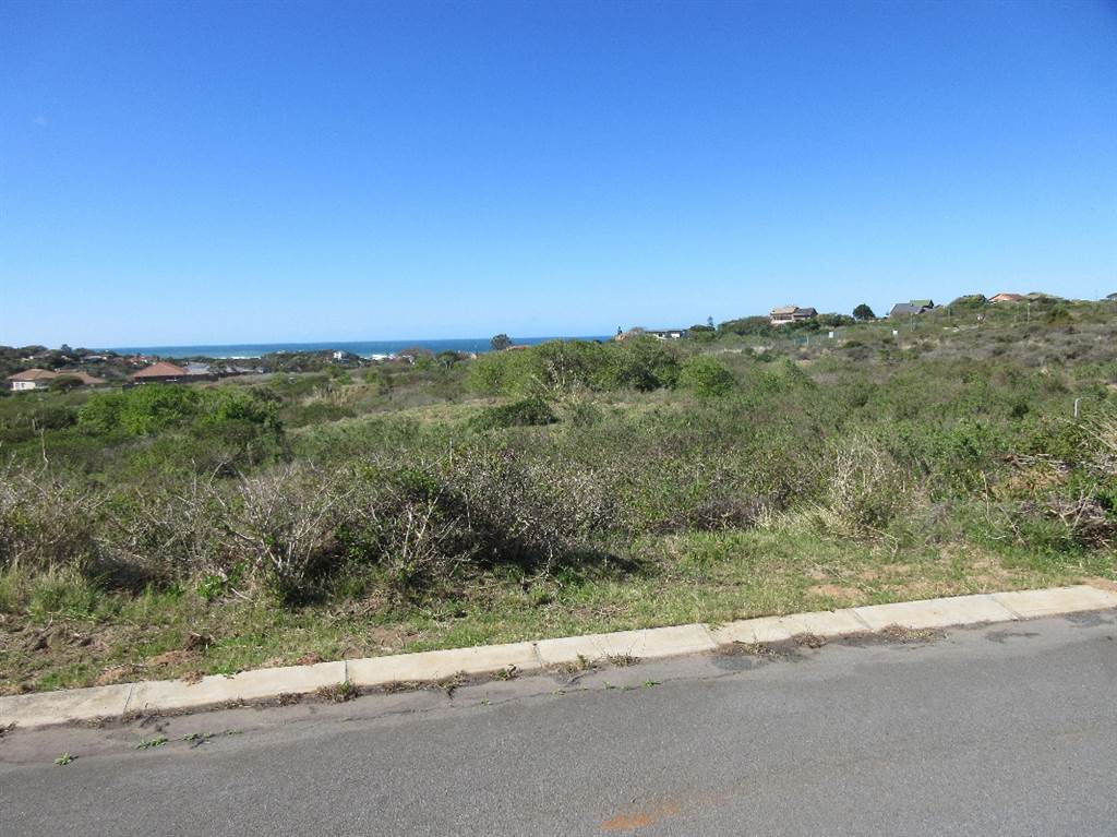 754 m² Land available in Emerald Heights photo number 5