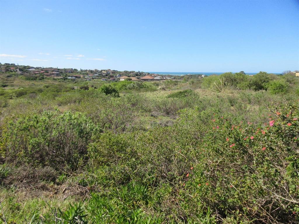 754 m² Land available in Emerald Heights photo number 8