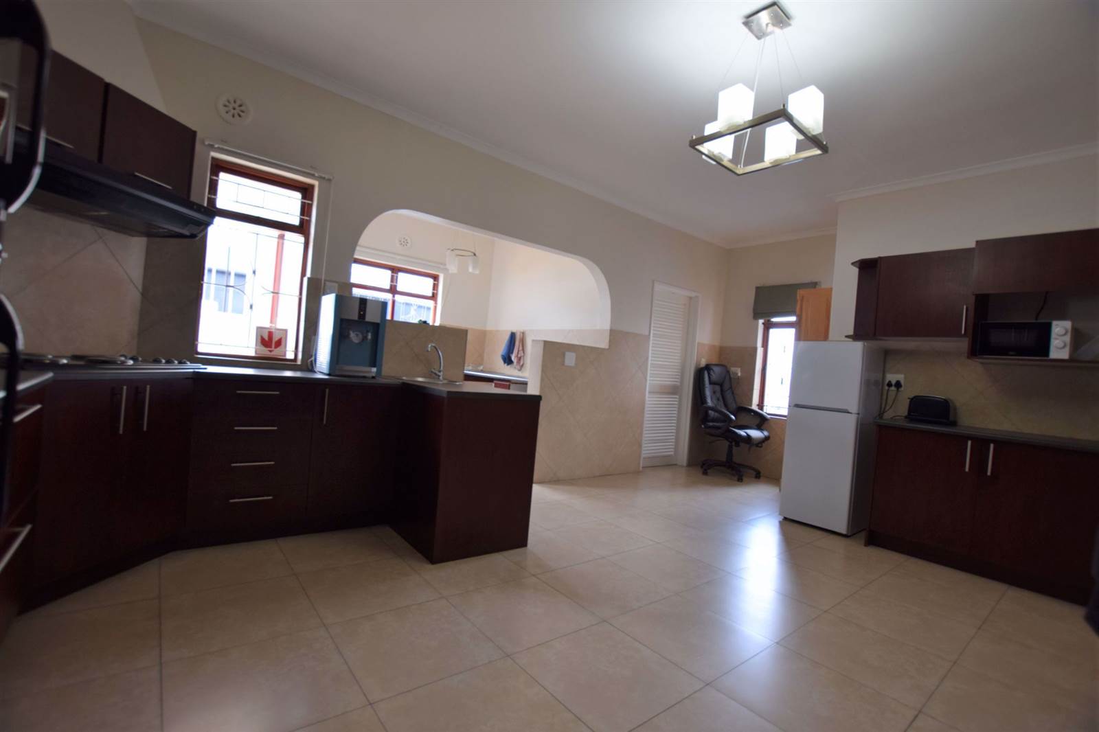 3 Bed House in Plattekloof photo number 9