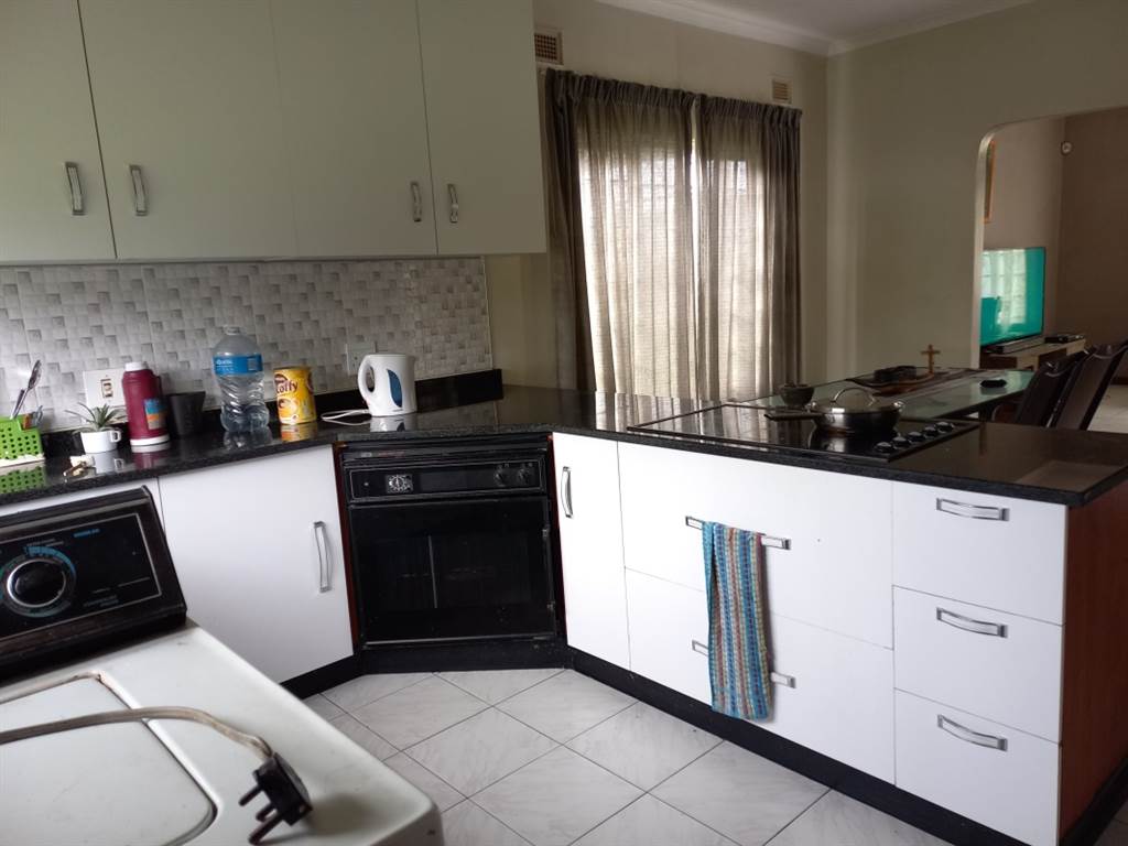 3 Bed House in Mt Edgecombe Estate 1 & 2 photo number 2