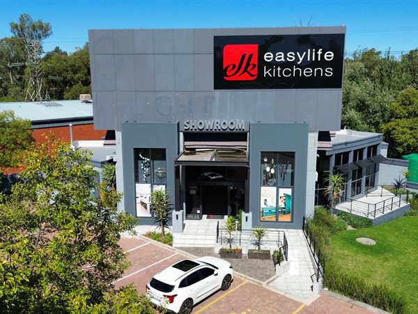 312  m² Commercial space in Bryanston