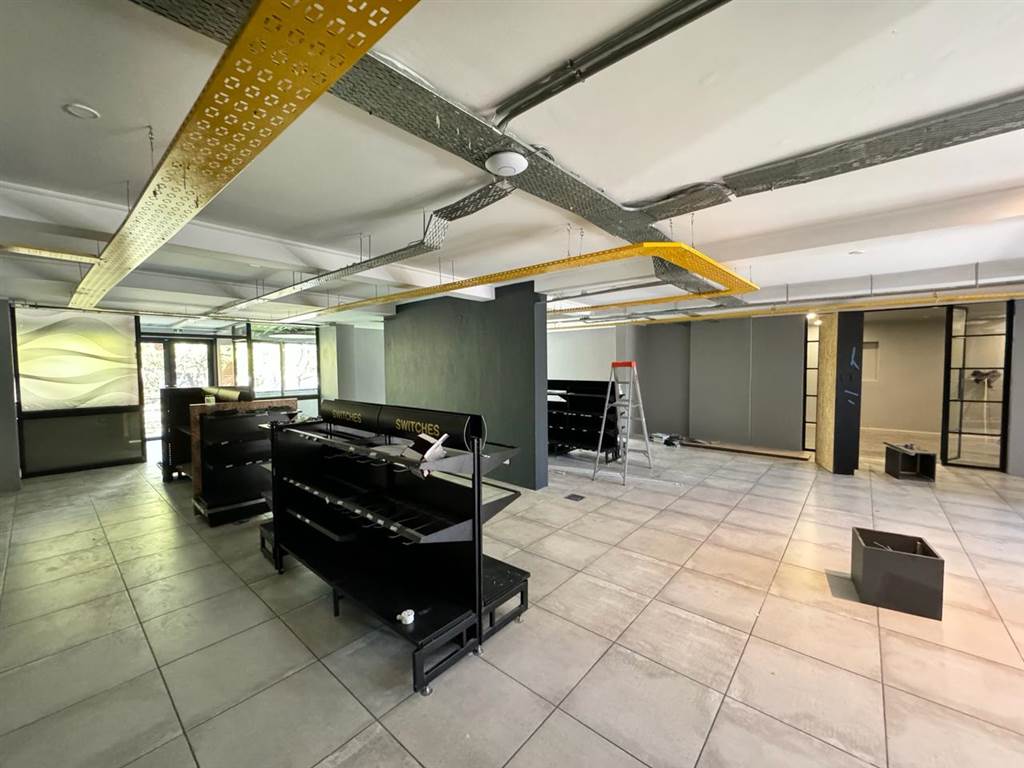 312  m² Commercial space in Bryanston photo number 10