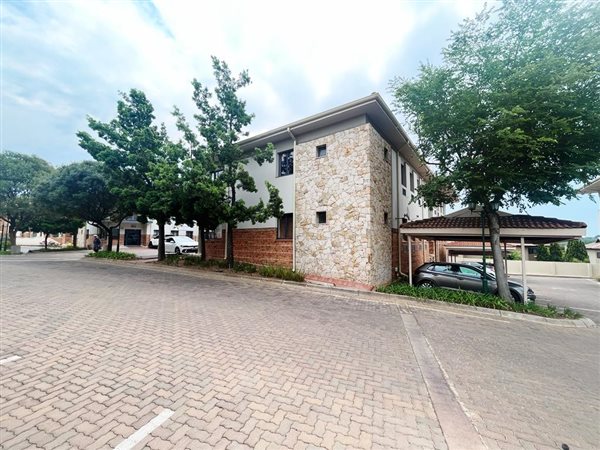 245  m² Commercial space in Bryanston