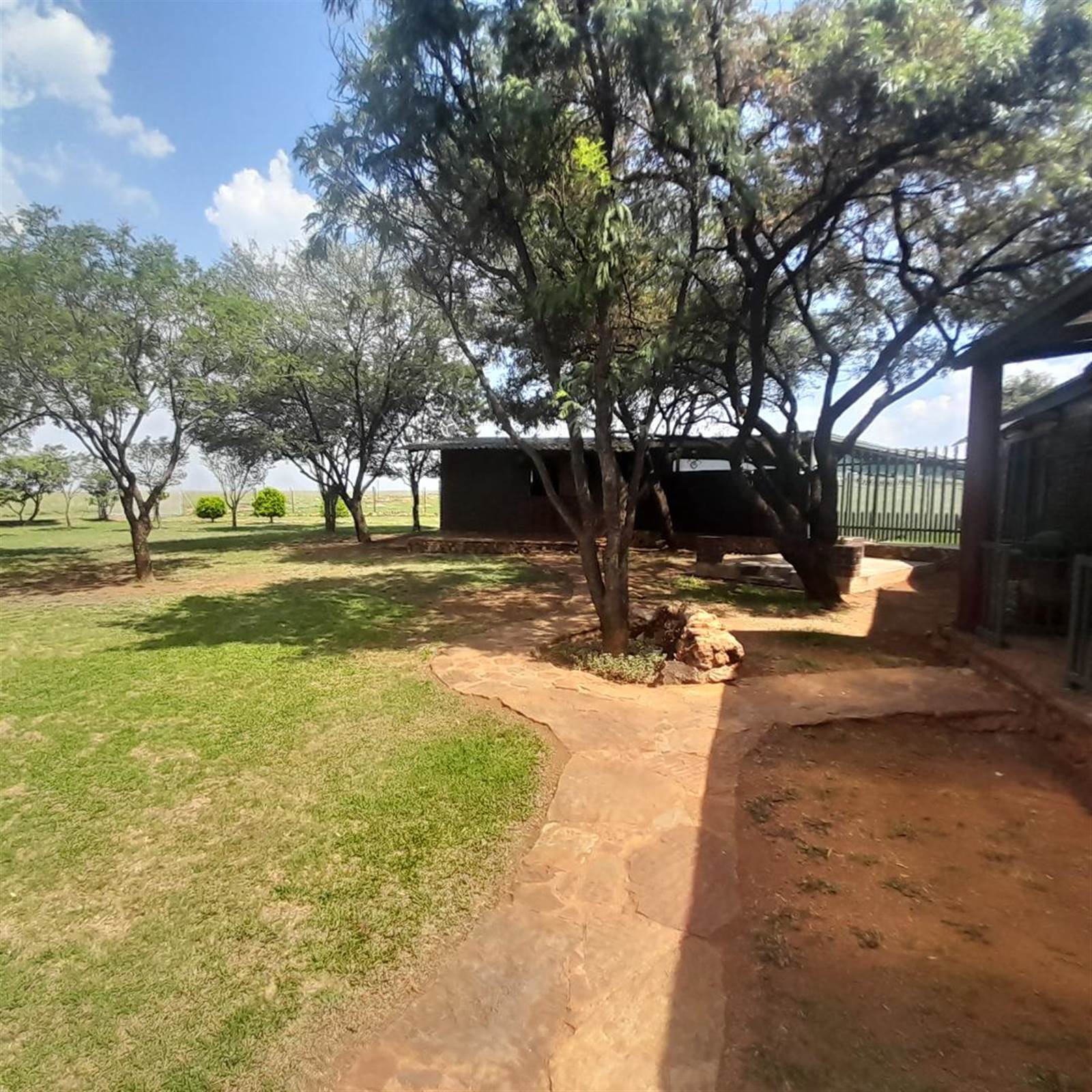 21.5 ha Farm in Koster photo number 15