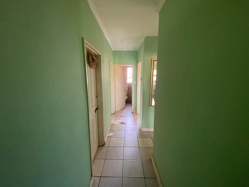 4 Bed House in Algoa Park photo number 13