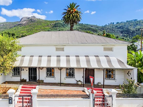 5 Bed House in Paarl