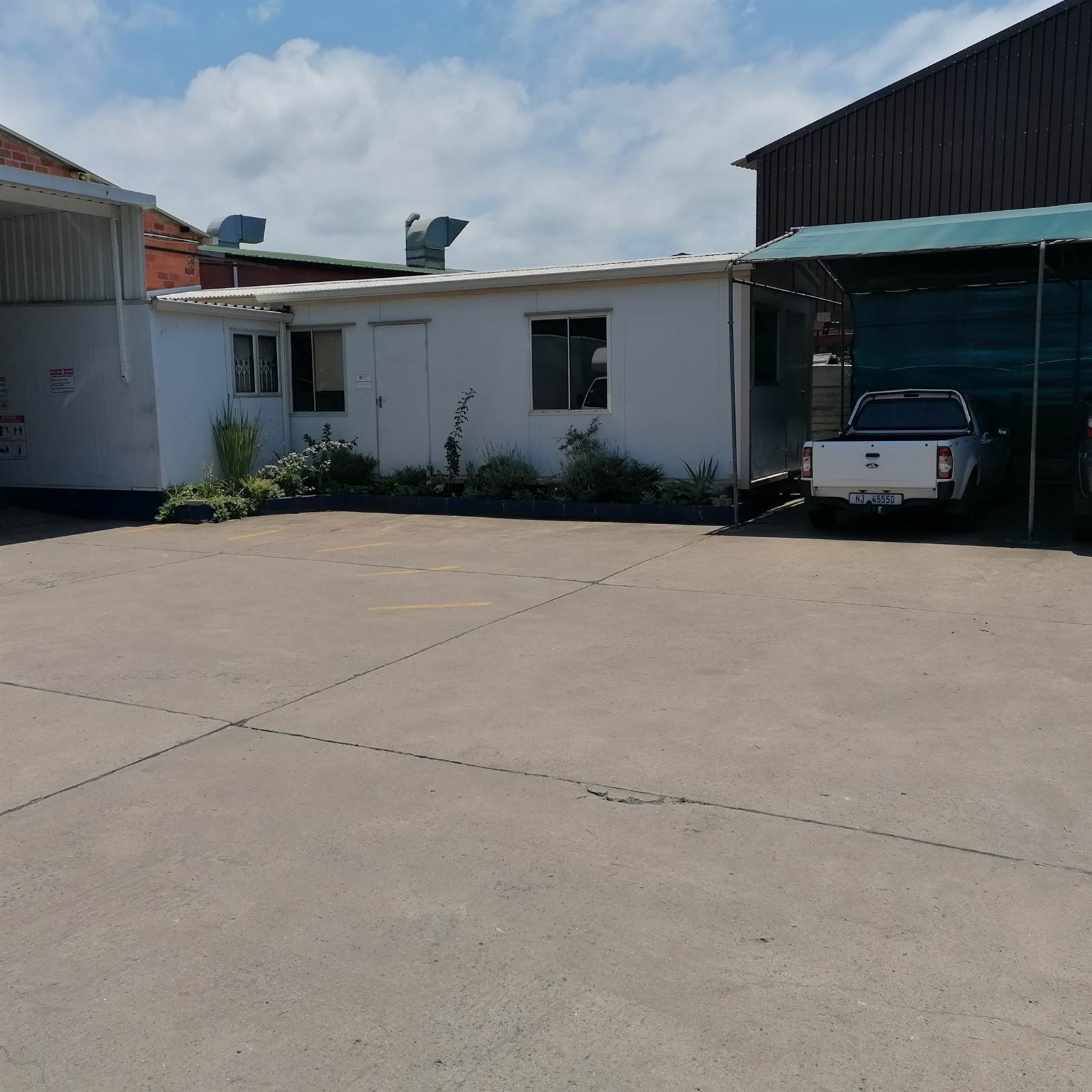 2100  m² Industrial space in Tongaat Central photo number 17