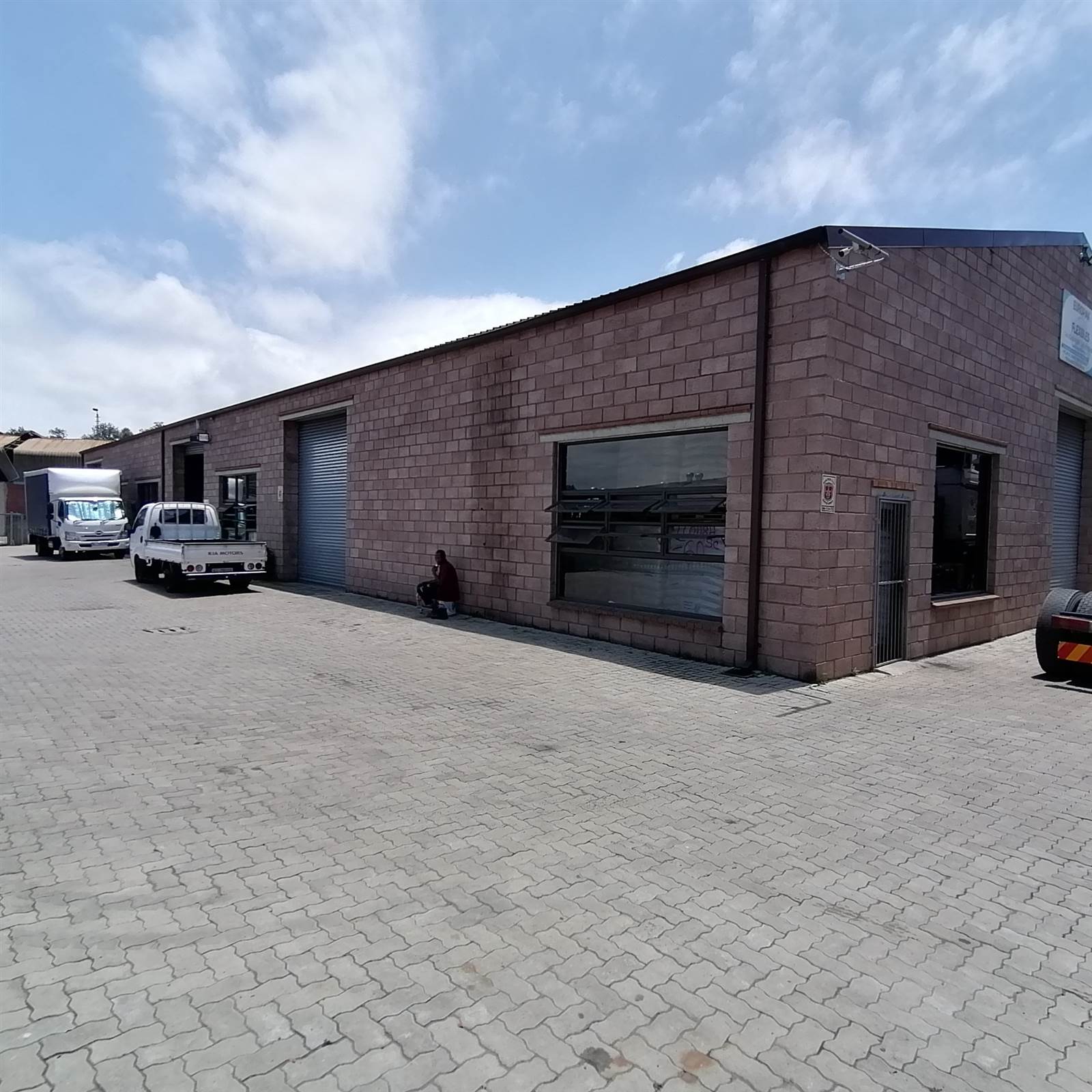2100  m² Industrial space in Tongaat Central photo number 2