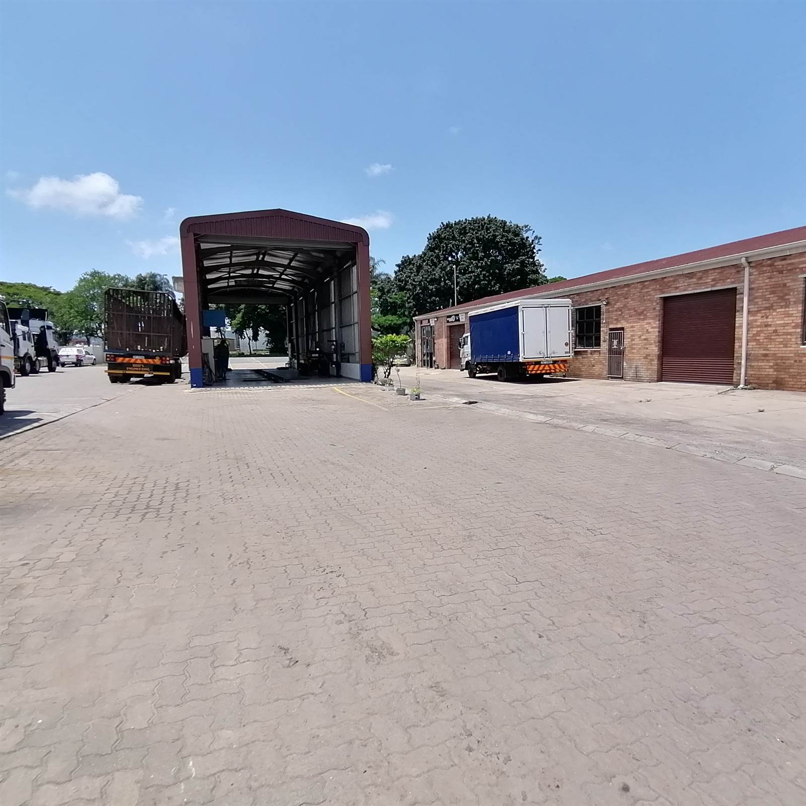 2100  m² Industrial space in Tongaat Central photo number 5