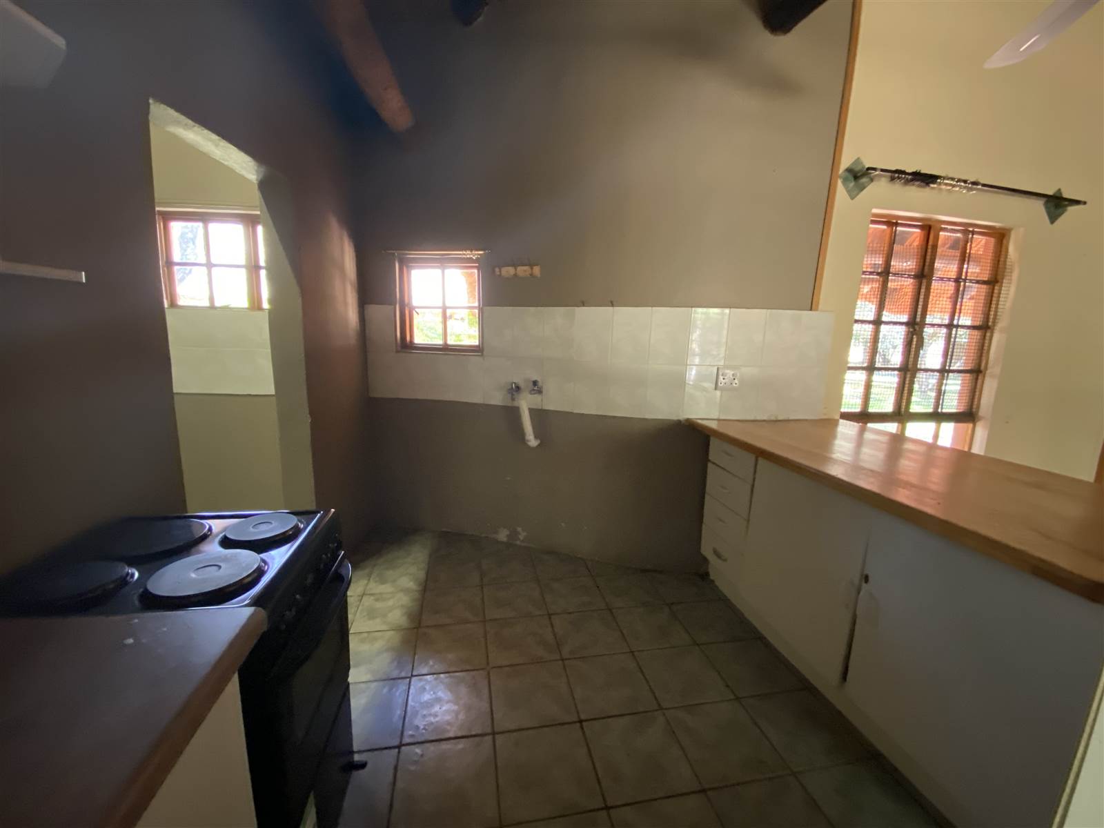 3 Bed Townhouse in Mookgophong (Naboomspruit) photo number 13