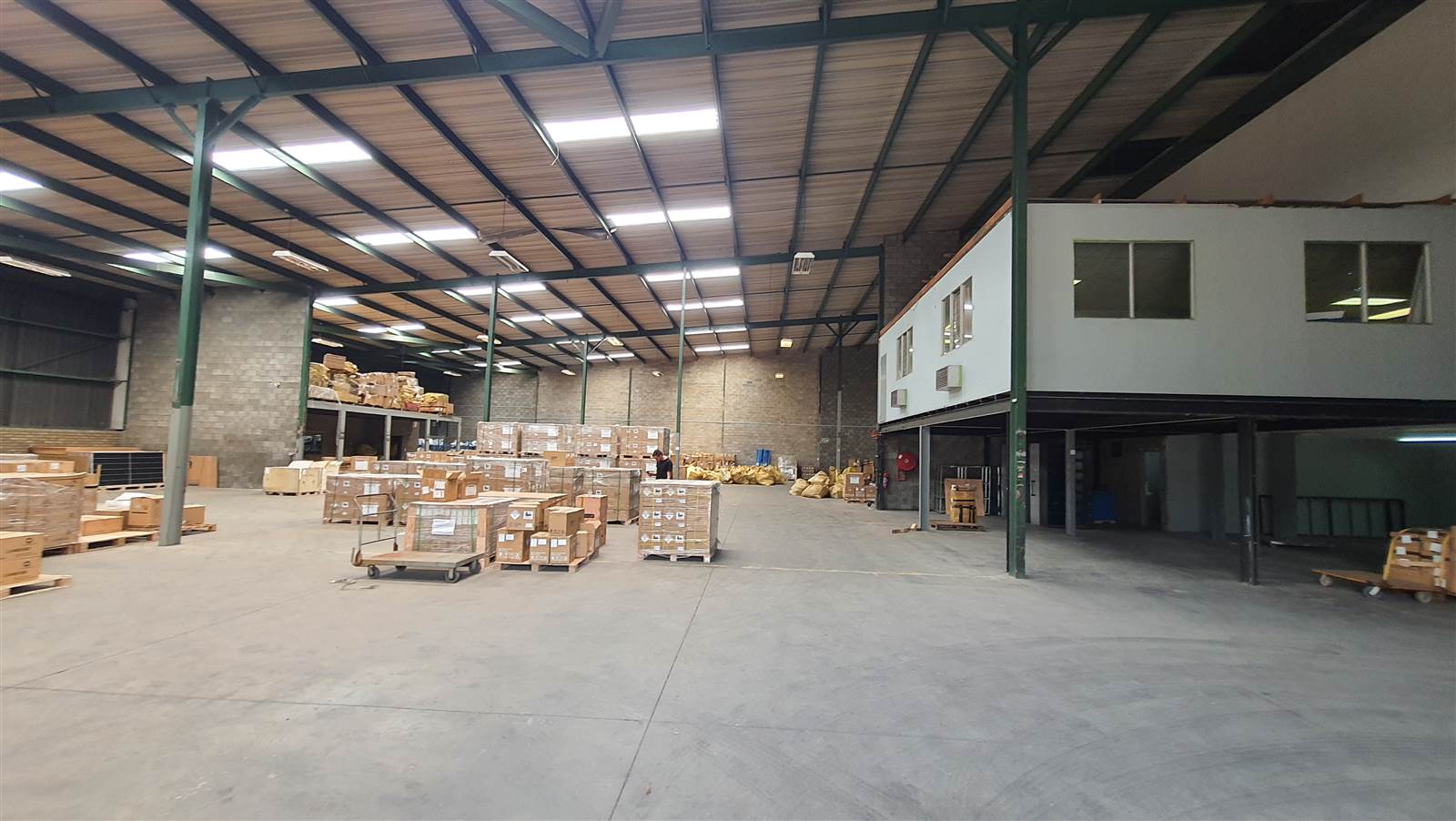 2346  m² Industrial space in Spartan photo number 5