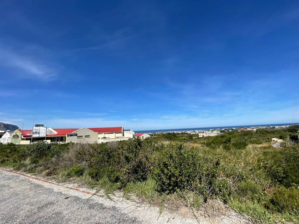 874 m² Land available in Bettys Bay photo number 10