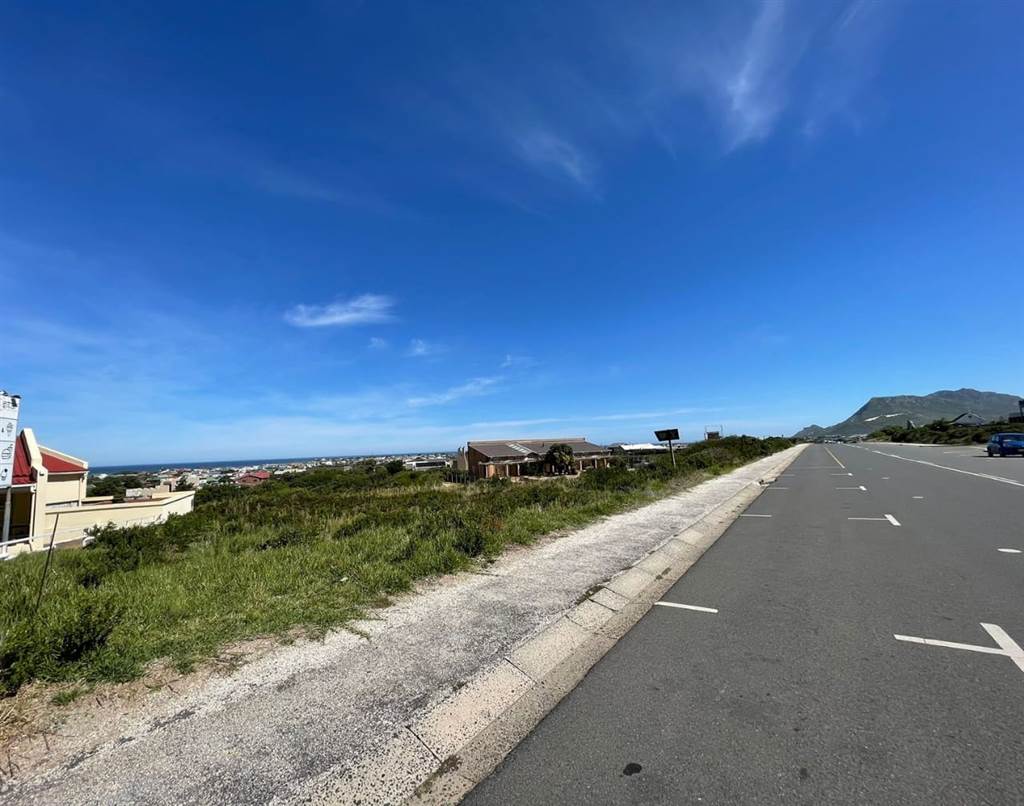 874 m² Land available in Bettys Bay photo number 6