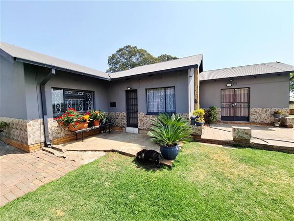 4 Bedroom House