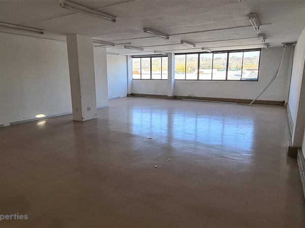 185  m² Office Space