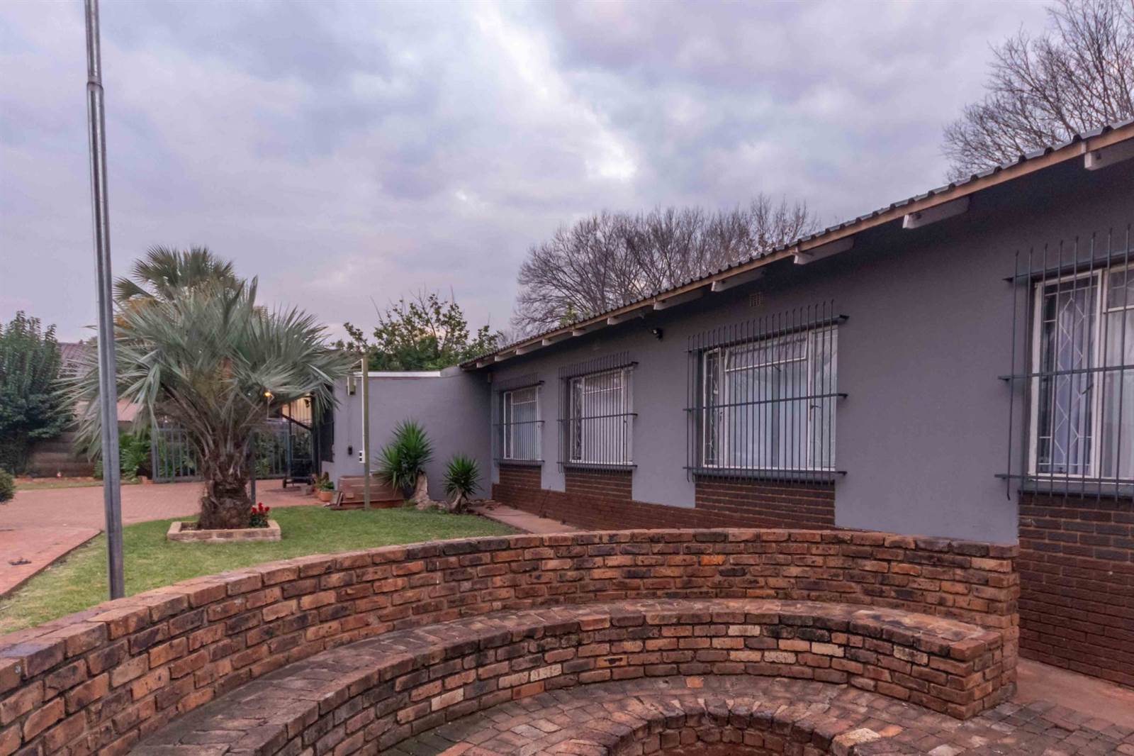 5 Bed House in Kanonkop photo number 2