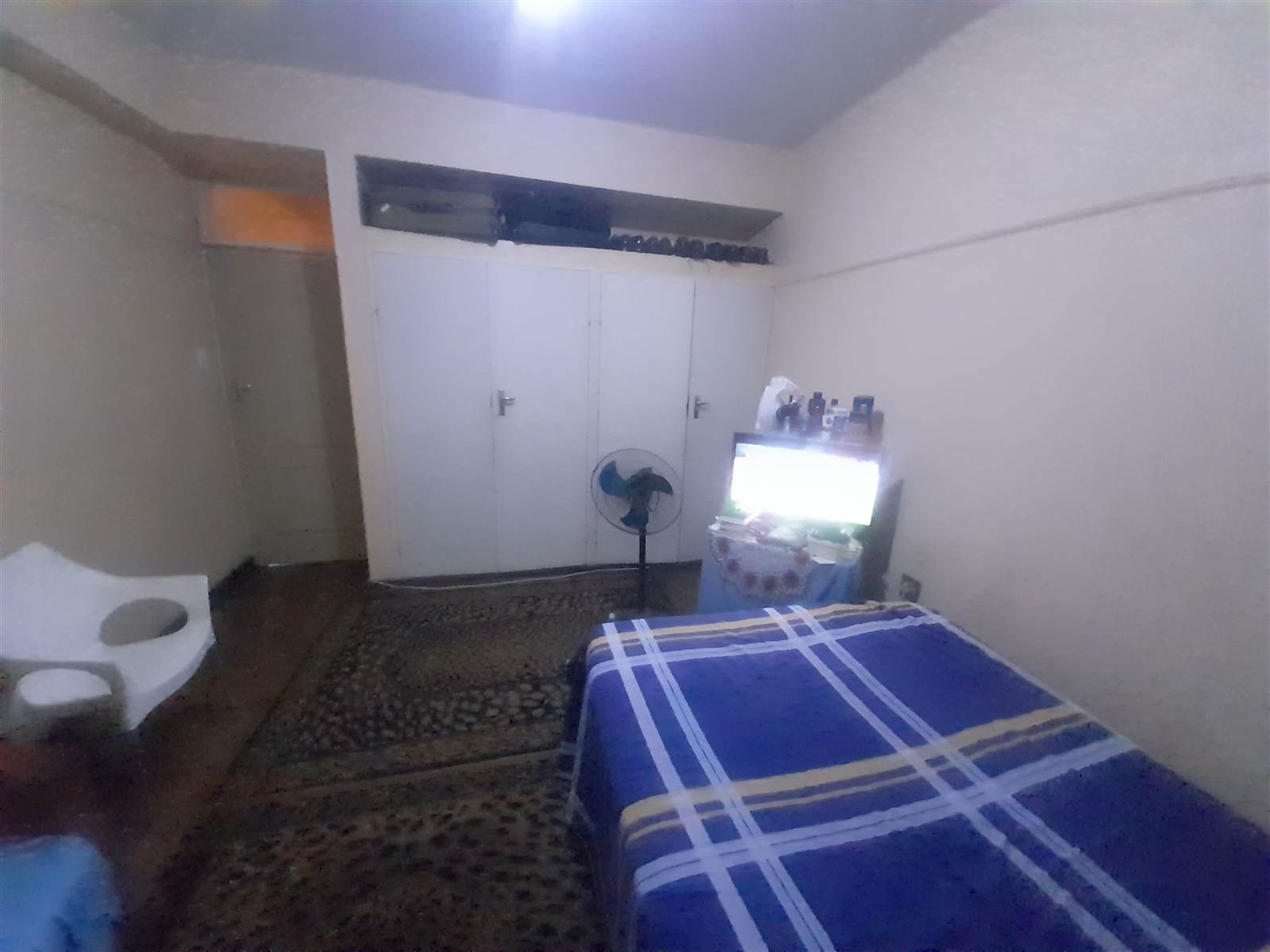 1 Bed House in Durban CBD photo number 11
