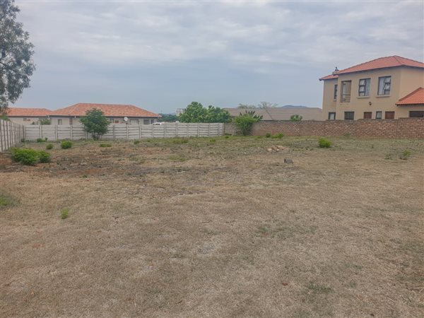 840 m² Land available in Brits