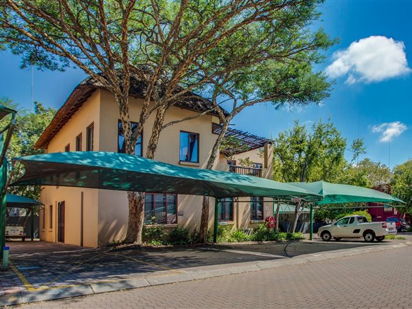 340  m² Commercial space in Lonehill