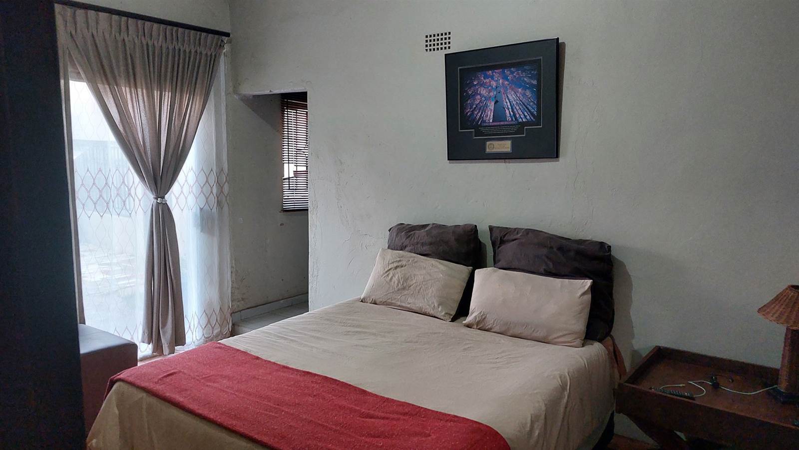 3 Bed House in Katlehong photo number 12