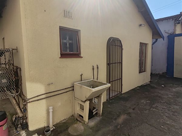2 Bedroom Garden Cottage 2 Bedroom Garden Cottage