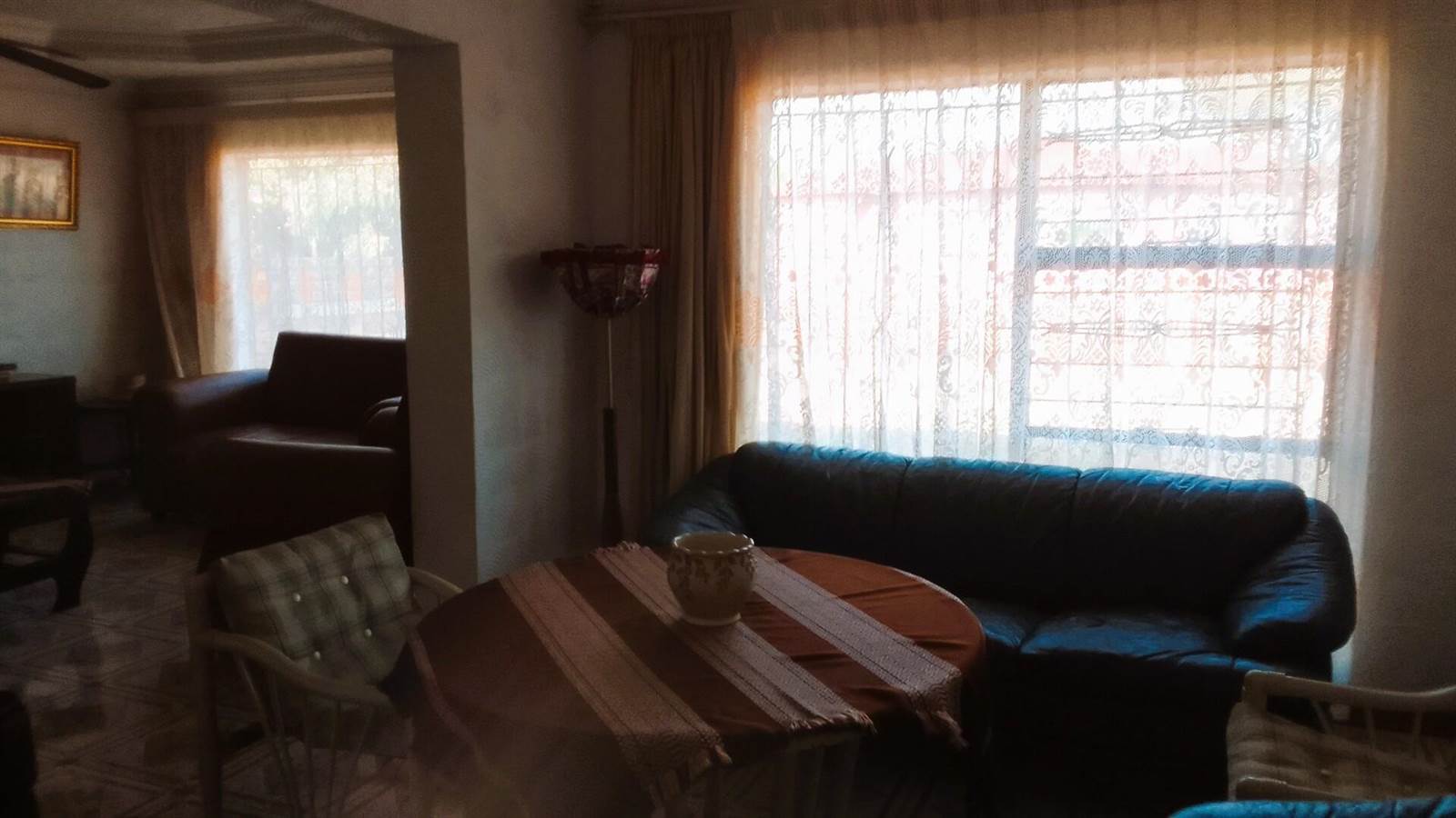 2 Bed House in Siyabuswa photo number 16