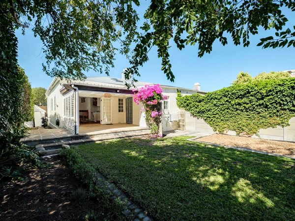 2 Bedroom House 2 Bedroom House