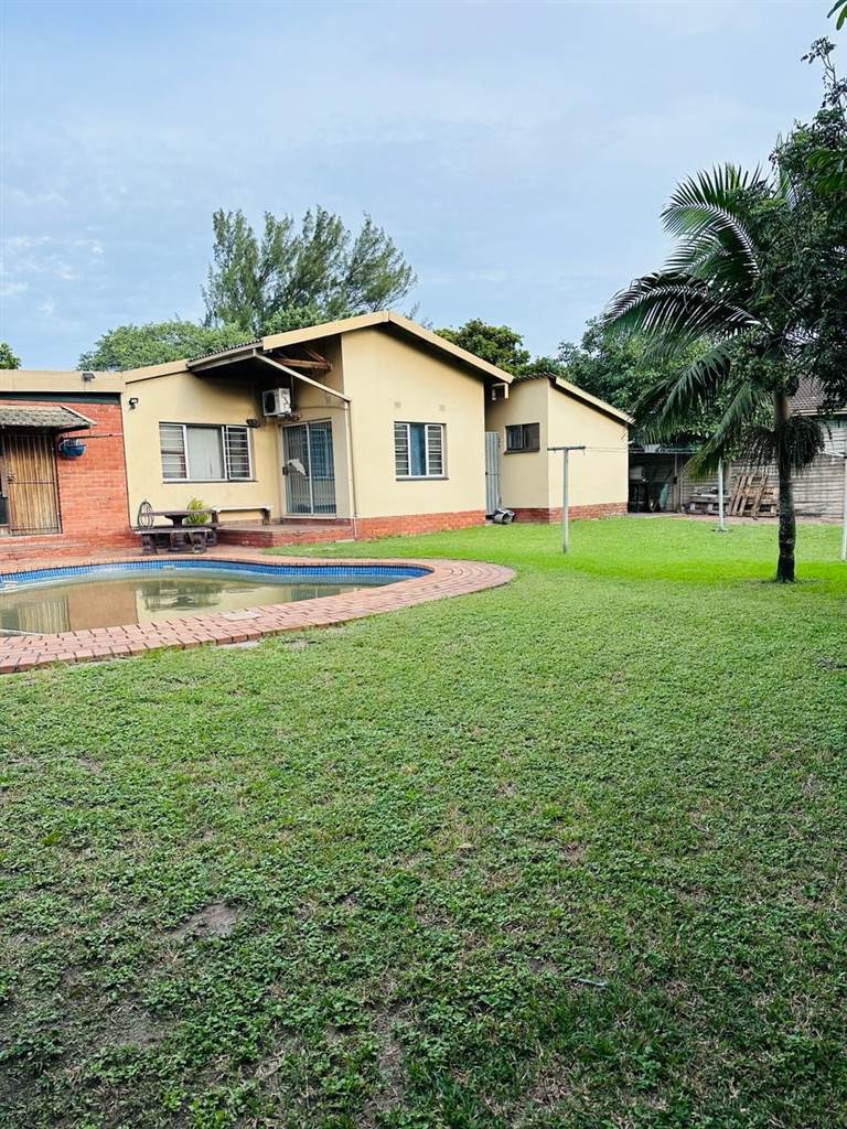 3 Bed House in Richards Bay Central photo number 1
