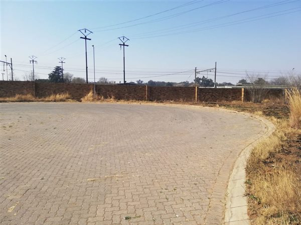 3 532 m² Land