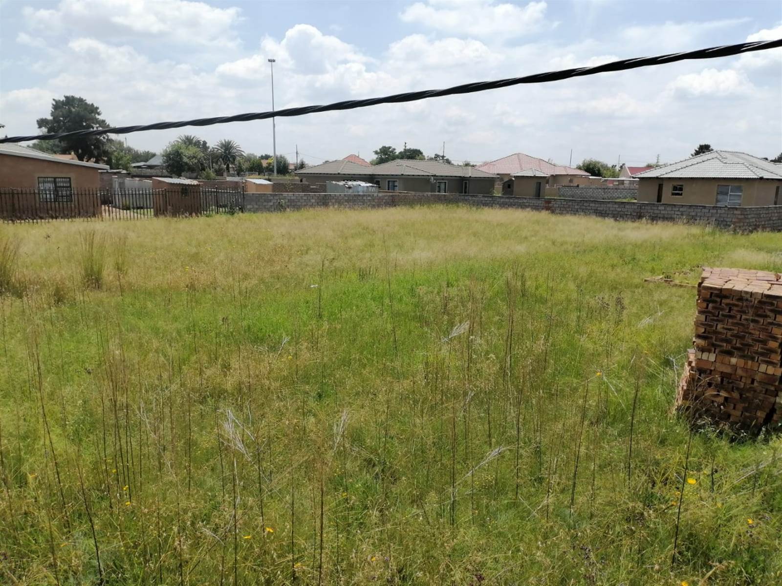 881 m² Land available in Jameson Park photo number 2
