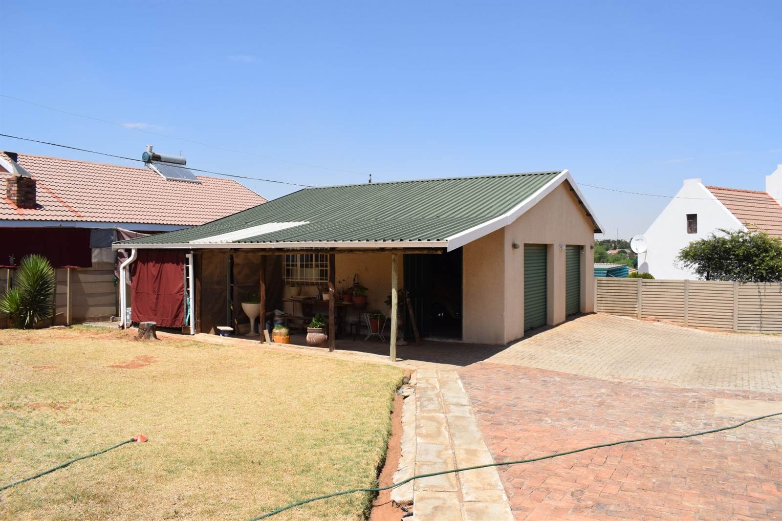 4 Bed House in Rensburg photo number 26
