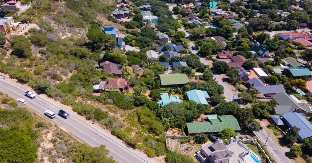 1335 m² Land available in Sedgefield photo number 5