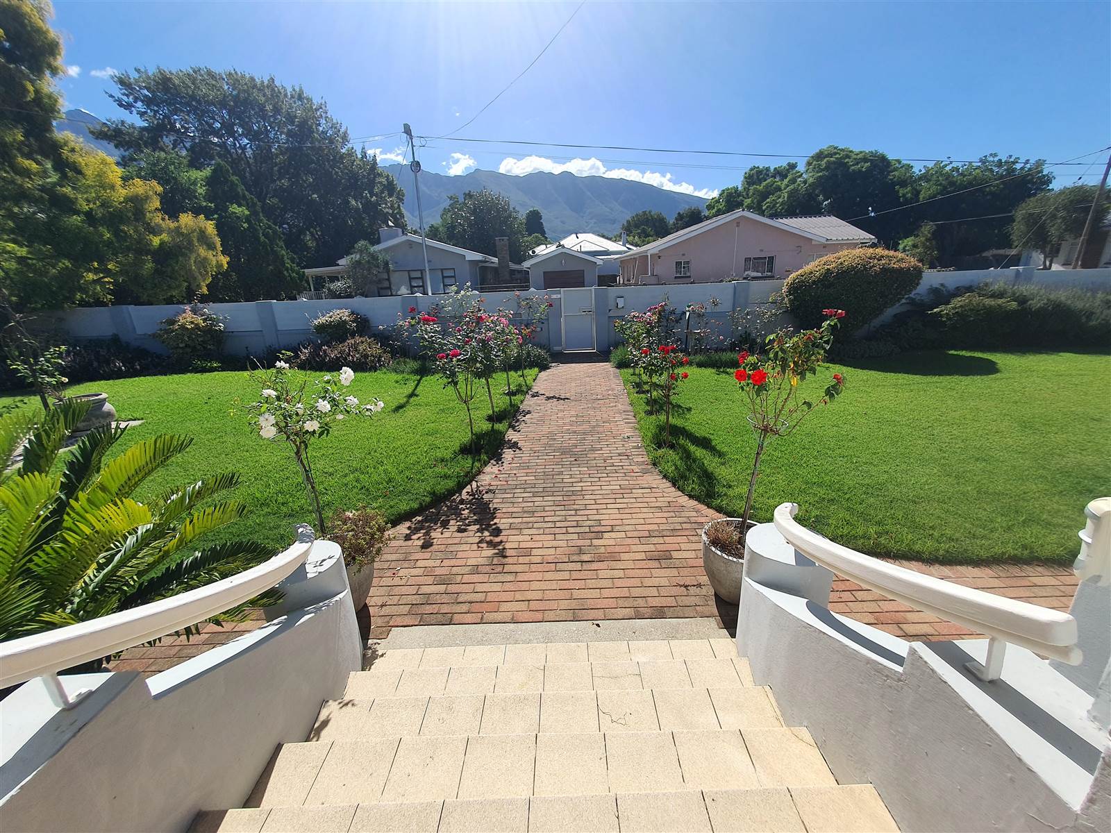 4 Bed House in Swellendam photo number 5