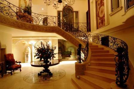 7 Bed House in Claudius photo number 3