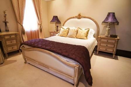 7 Bed House in Claudius photo number 11
