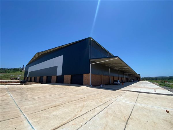 5 000 m² Industrial space 5 000 m² Industrial space