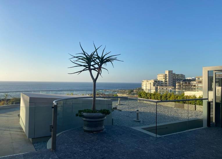 3 Bed Apartment in Bantry Bay photo number 7