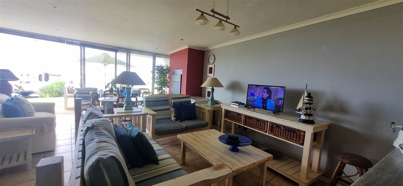 2 Bed Apartment in Jeffreys Bay photo number 30