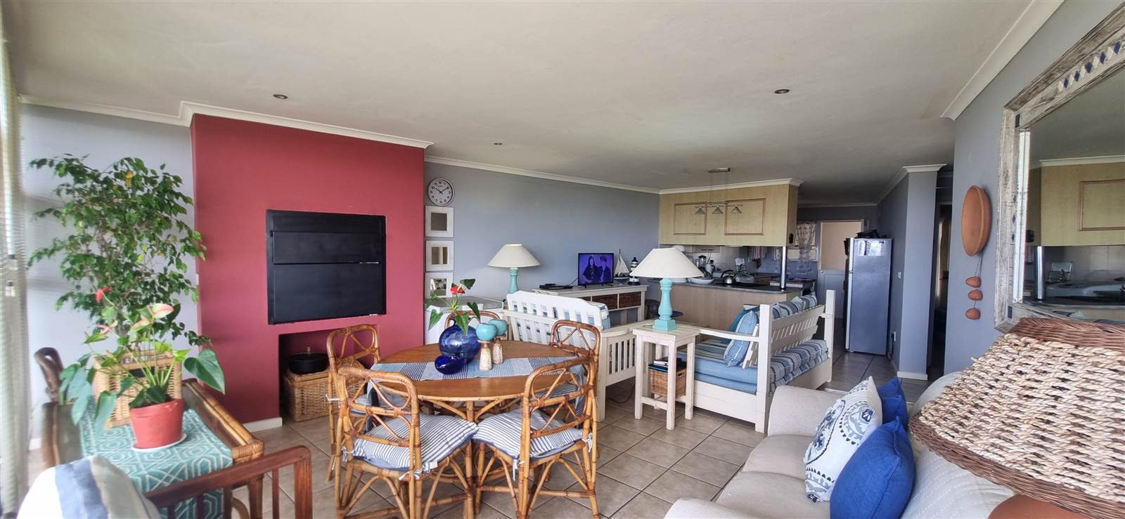 2 Bed Apartment in Jeffreys Bay photo number 26