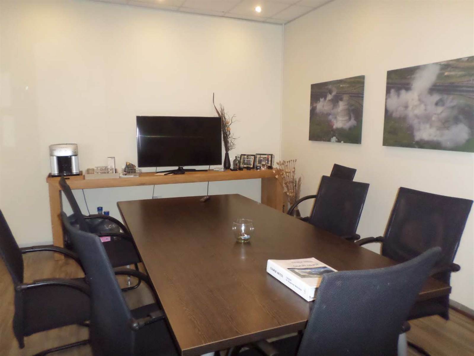 198  m² Office Space in Ballito photo number 4