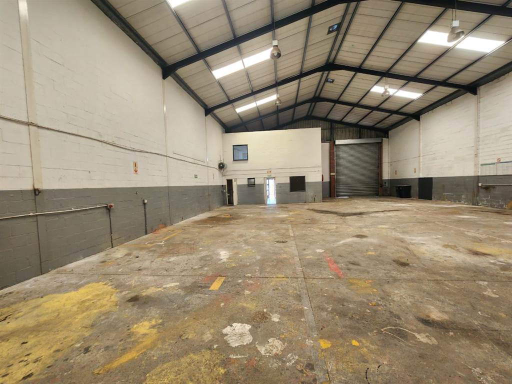 450  m² Industrial space in Kuilsriver photo number 11
