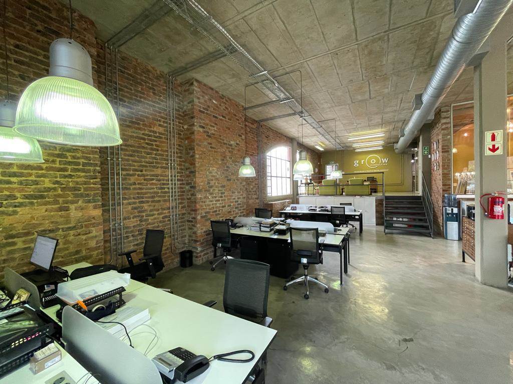 201  m² Commercial space in Parktown North photo number 19
